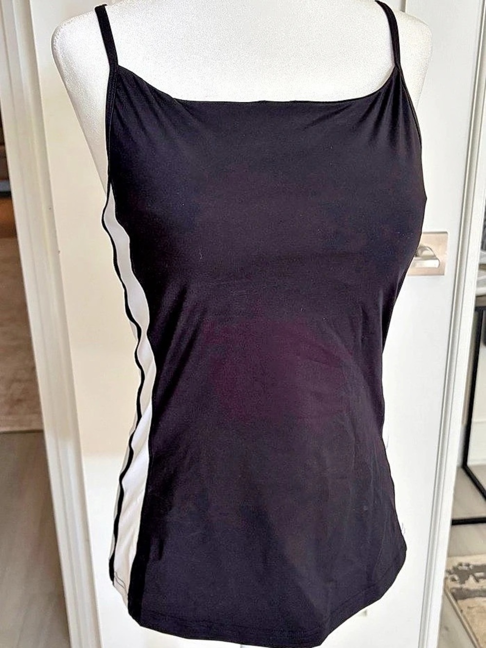 Fila Color Block Athletic Tank in Black & White Like New